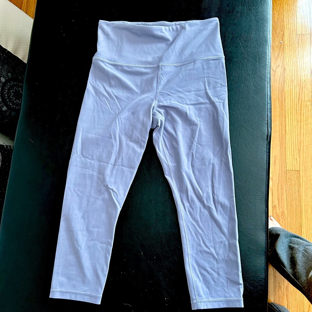 Lavender Athleta capri yoga pants